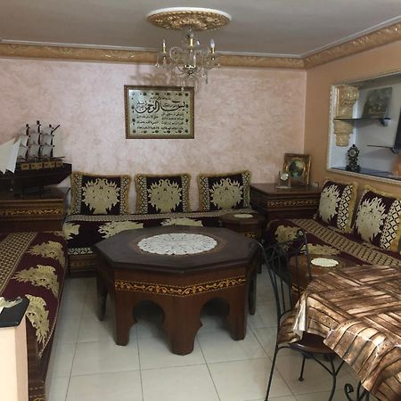 شقة توجد وسط مدينة طنجة و تتوفر على كامل التجهيزات الضرورية خاصةبالعائلات Buitenkant foto
